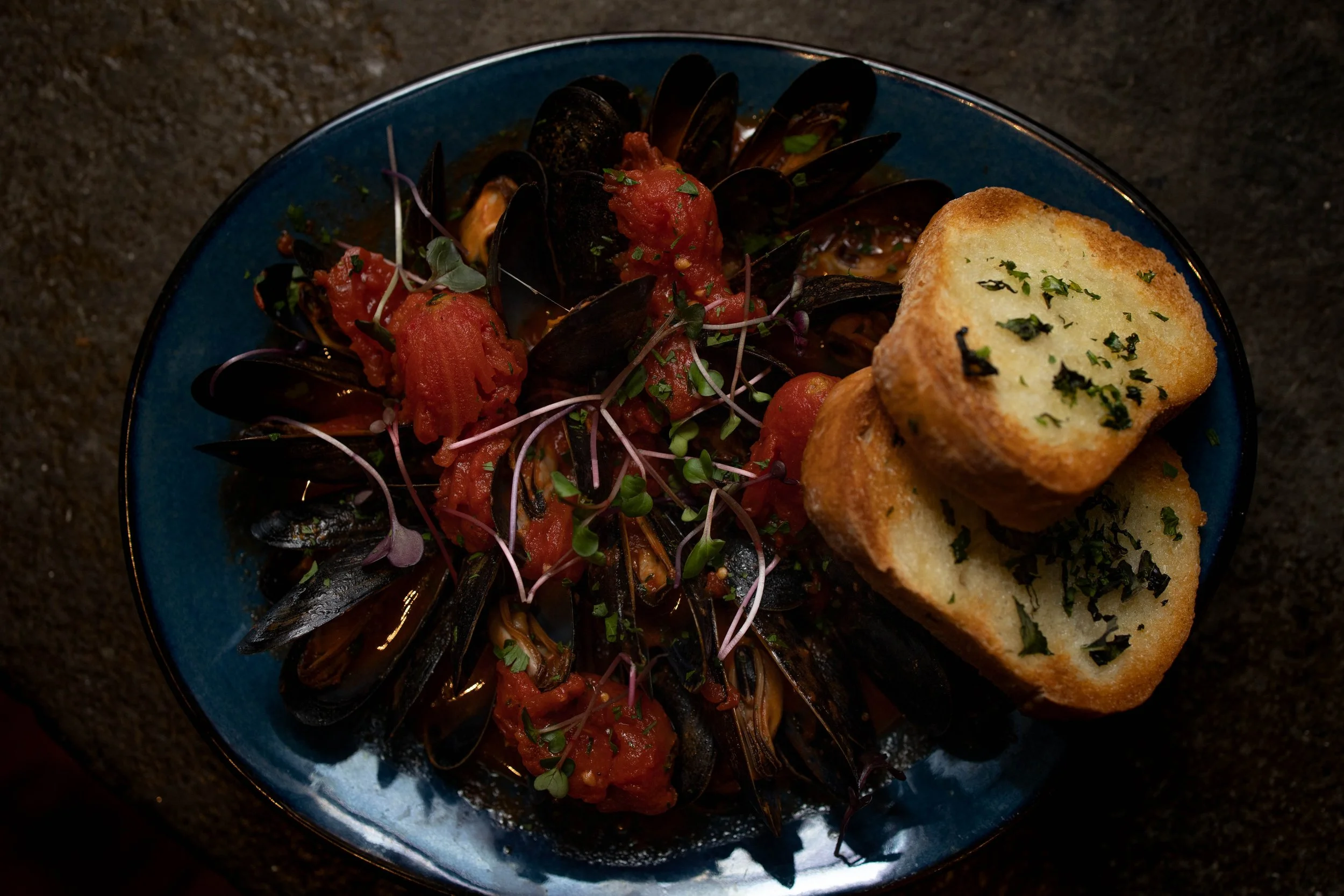 Eat — Rizzuto's Oyster Bar & Restaurant