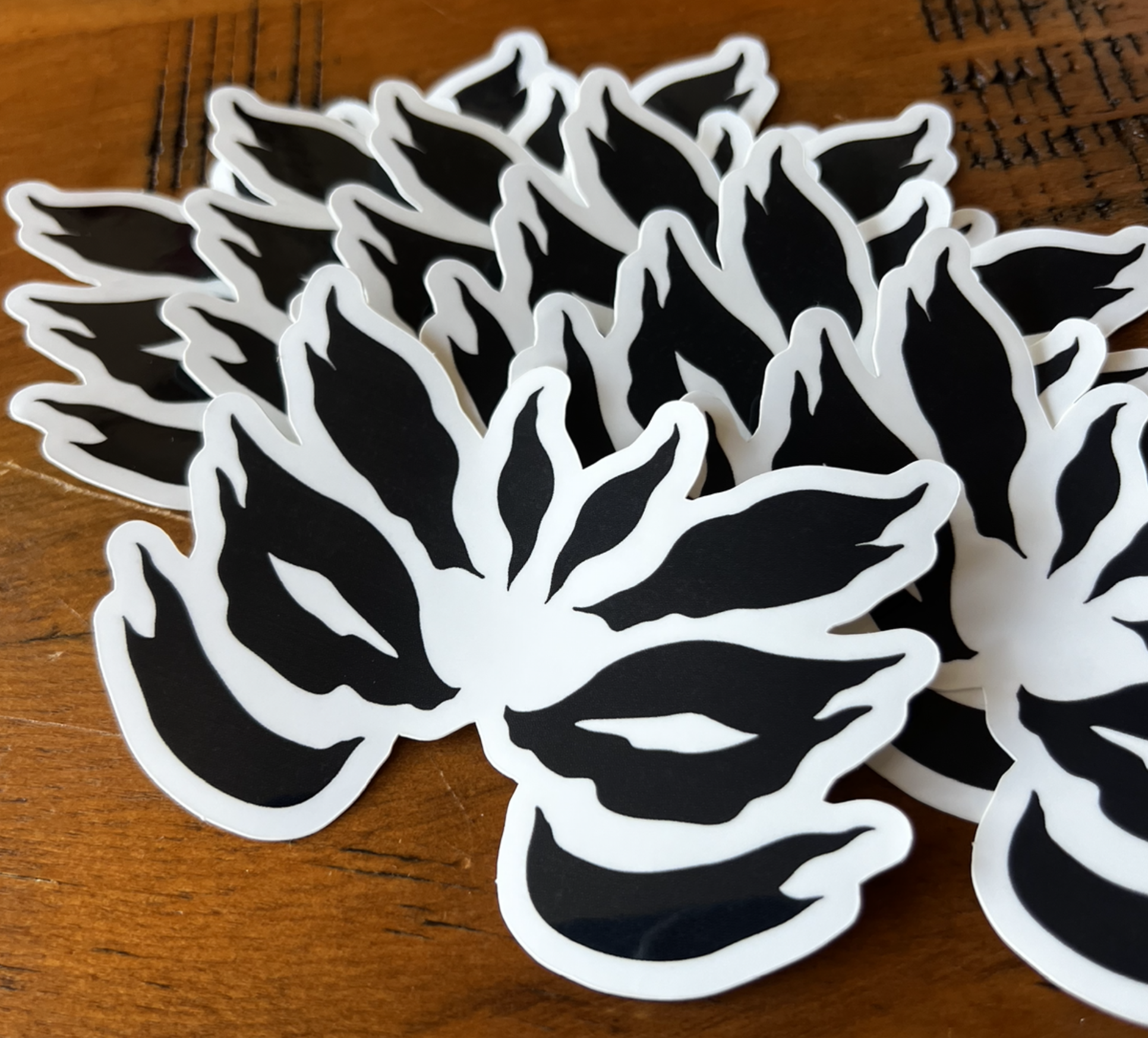 NYF Era Mask Sticker - WHITE