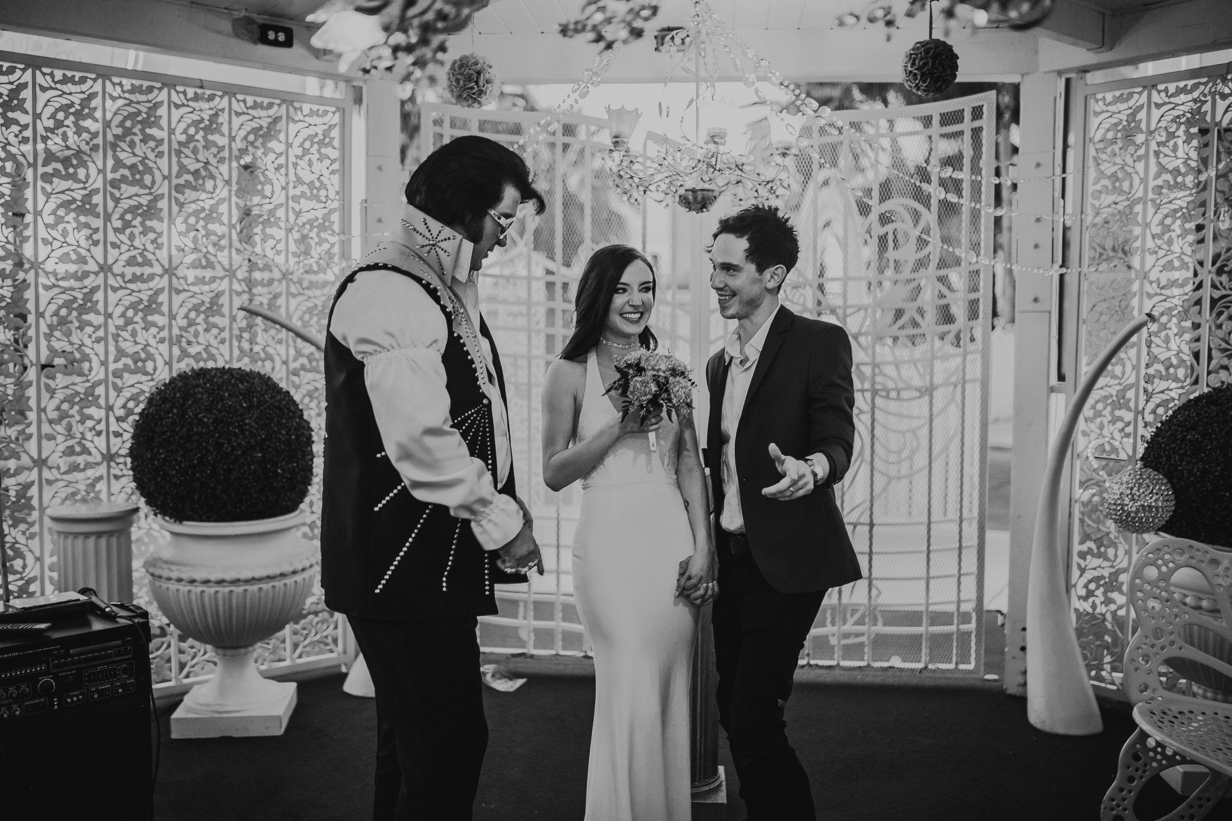 angela-mike-little-white-wedding-chapel-las-vegas-elopement-indwell20.jpeg