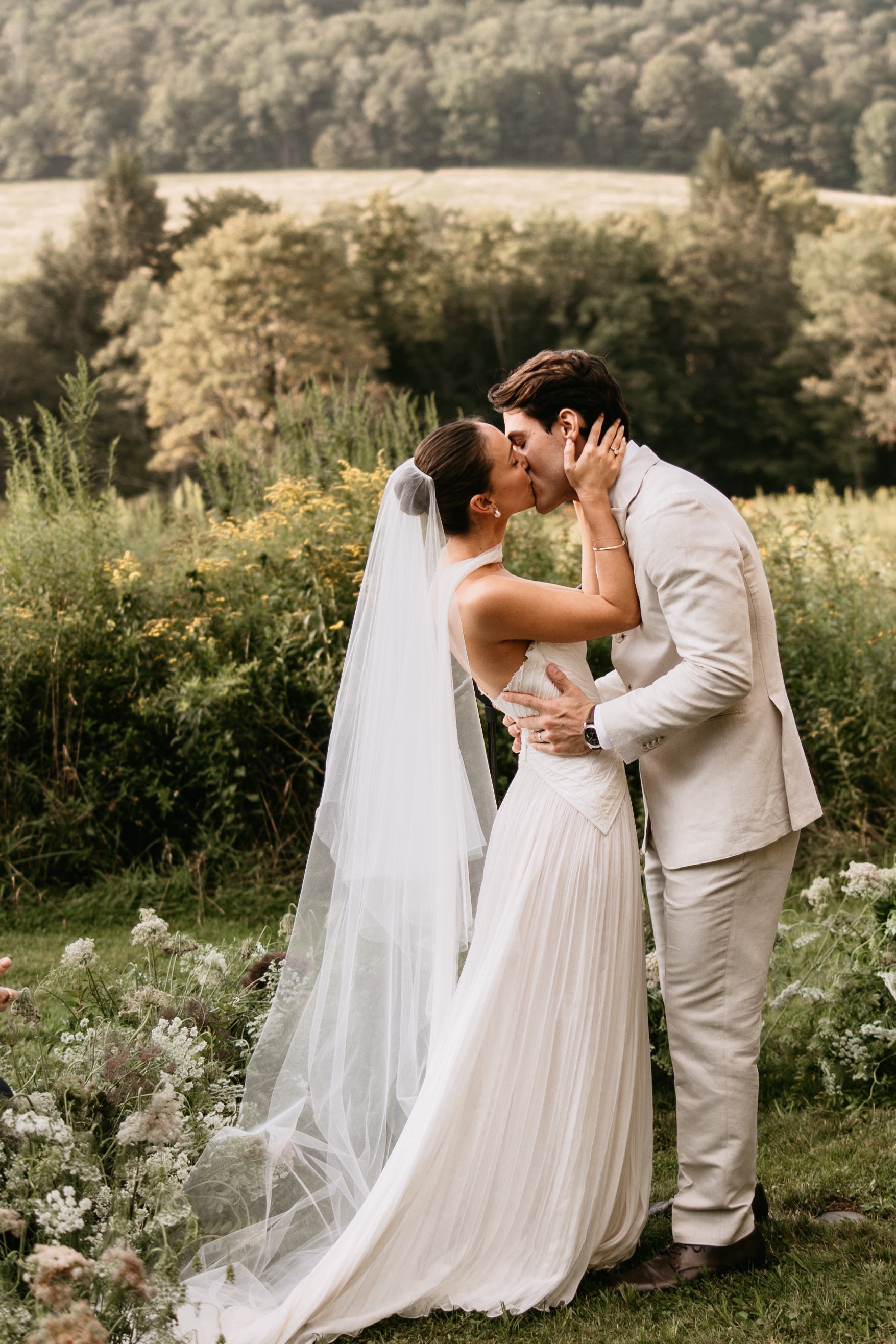 kristina-ethan-dolan-indwell-handsome-hollow-newyork-wedding-386.jpg