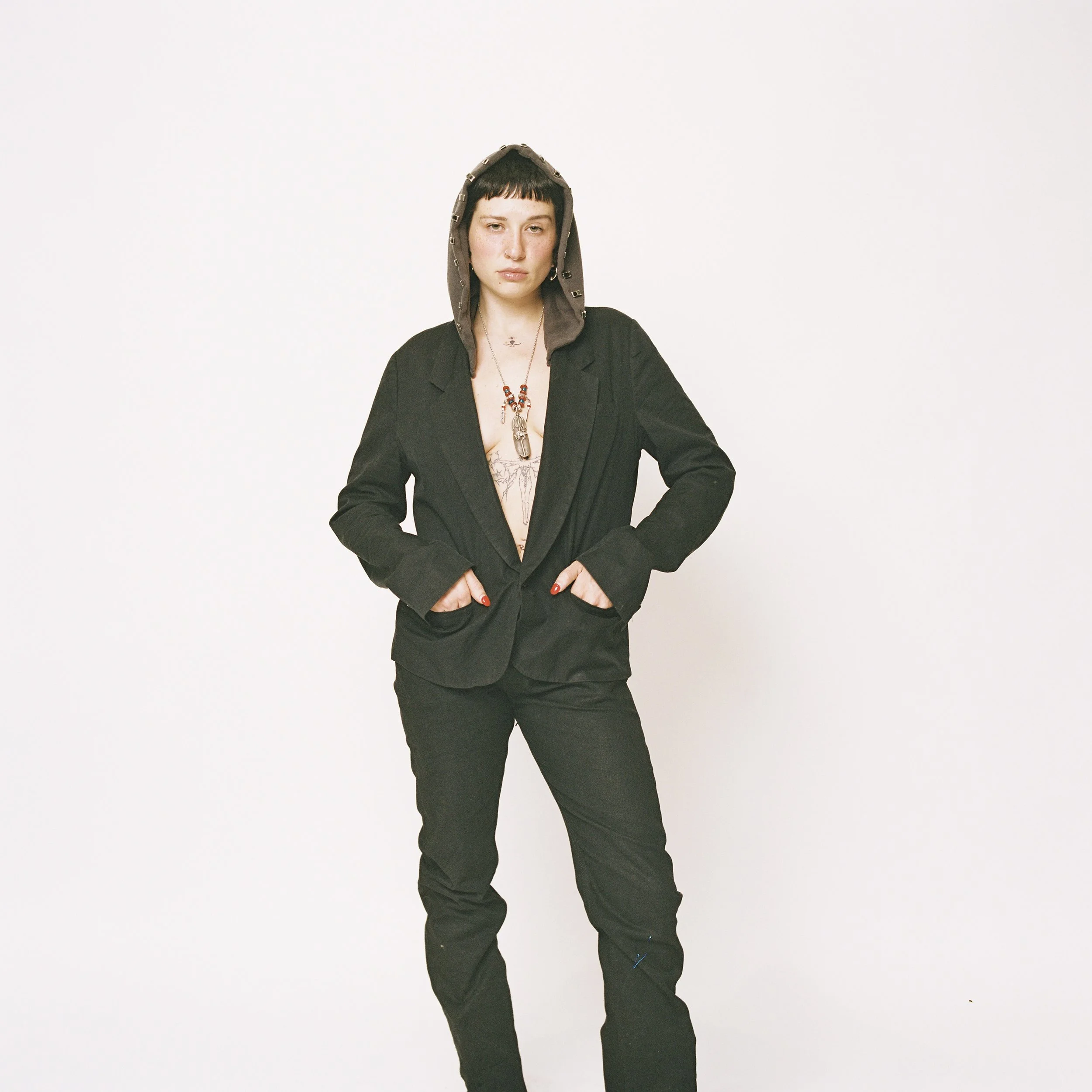 000phx046029-R1-E006 2.jpg