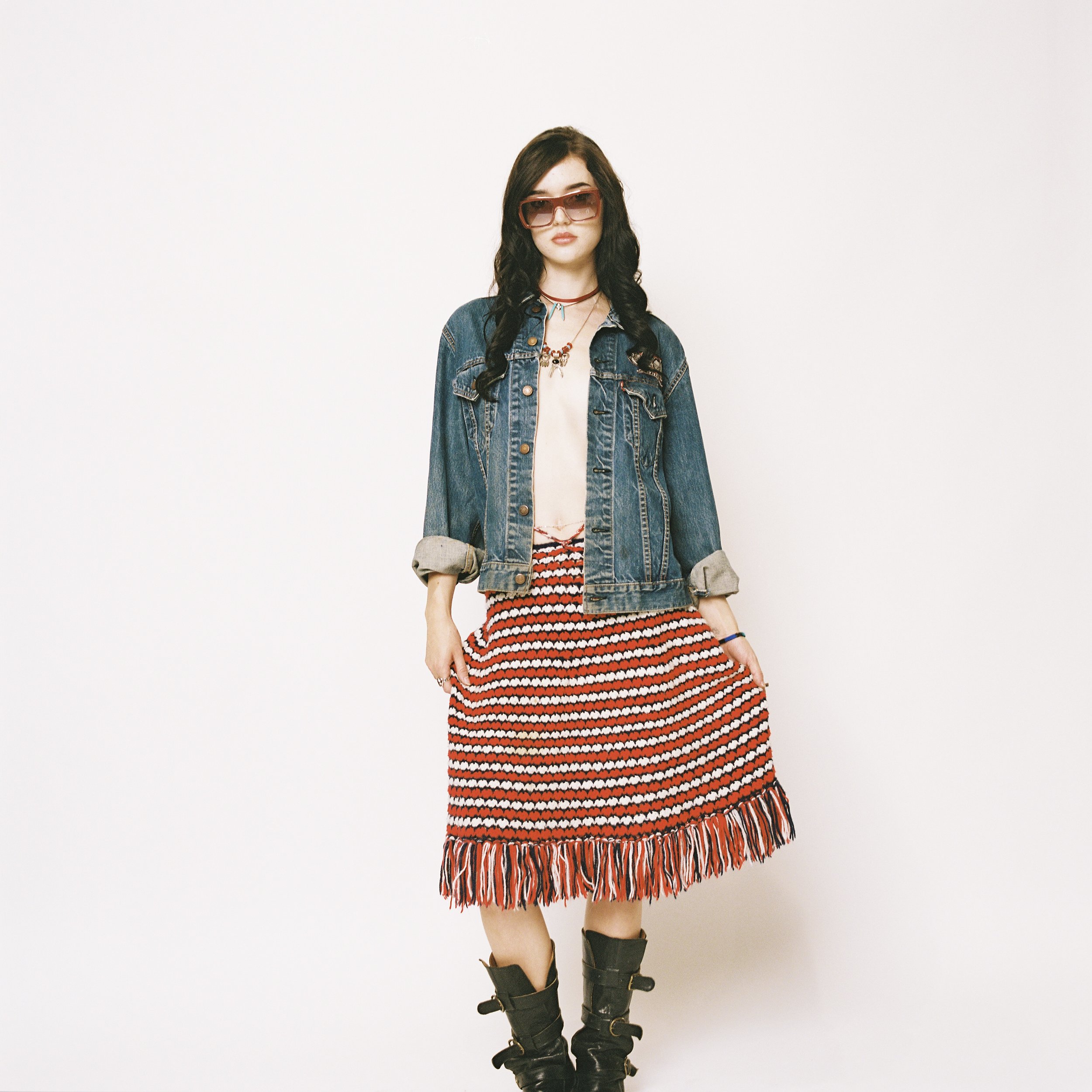 000phx046027-R1-E006 2.jpg