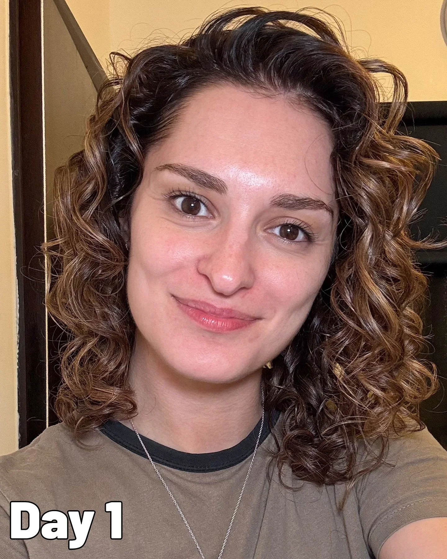 CURL TRANSFORMATION

Curls change over the days post washday and you need to accept that that&rsquo;s the reality of having curly hair. 

Often you see curlies online only with &lsquo;perfect curls&rsquo; - you generally see day 1 or day 2, but how o