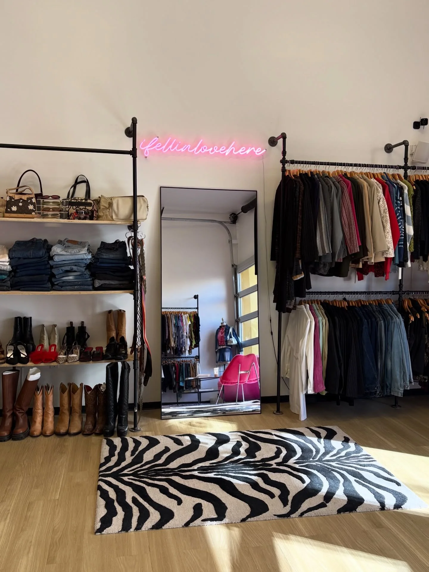 Your go-to hotspot for 90s &amp; Y2K fashion 💋 Shop sustainably and responsibly ♻️💳🛍️

Visit us Tuesday-Sunday 12-8PM 
601 N Oregon St, Ste 6 El Paso TX 79901
