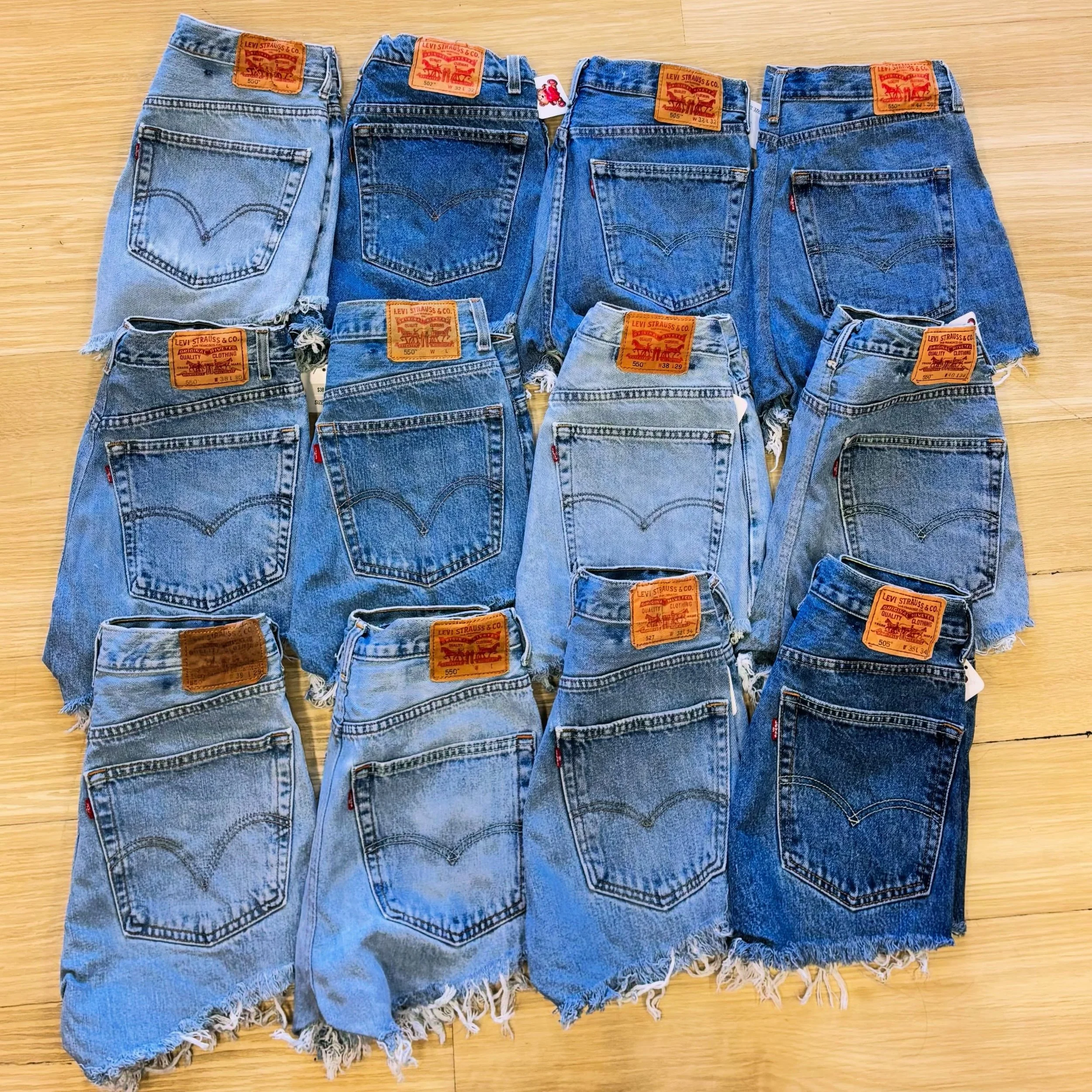 Beat the heat! ☀️🔥🥵 We just got in a huge shipment of vintage Levi&rsquo;s shorts available in sizes 28&rdquo;-33&rdquo;. Assorted washes &amp; styles. Don&rsquo;t miss out!!! 

🕐 Open Tuesday-Sunday 12PM-8PM 
📍 601 N Oregon St, Ste. 6