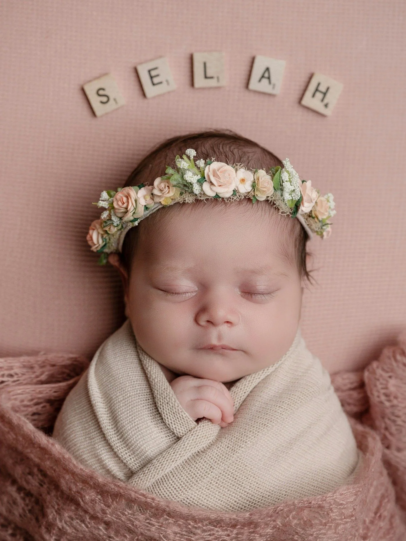 *Book your newborn session 1-2 months in advance to ensure availability.
*We use your due date to hold your spot, once baby arrives we&rsquo;ll get you scheduled!
*Only 8 newborns accepted every month.
Https://www.LauraAliciaPhotography.com
.
.
.
.
.