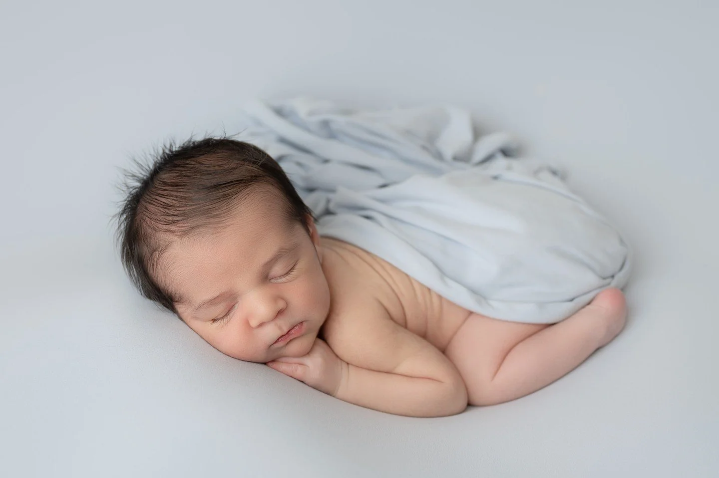 Those first days deserve to be remembered 🤍
Timeless newborn sessions for Houston parents.

#HoustonNewbornPhotographer #NewbornPhotos #HoustonParents #HoustonBabies #HoustonFamilyPhotography #BabyPhotography #HoustonTX #TheHeightsHouston