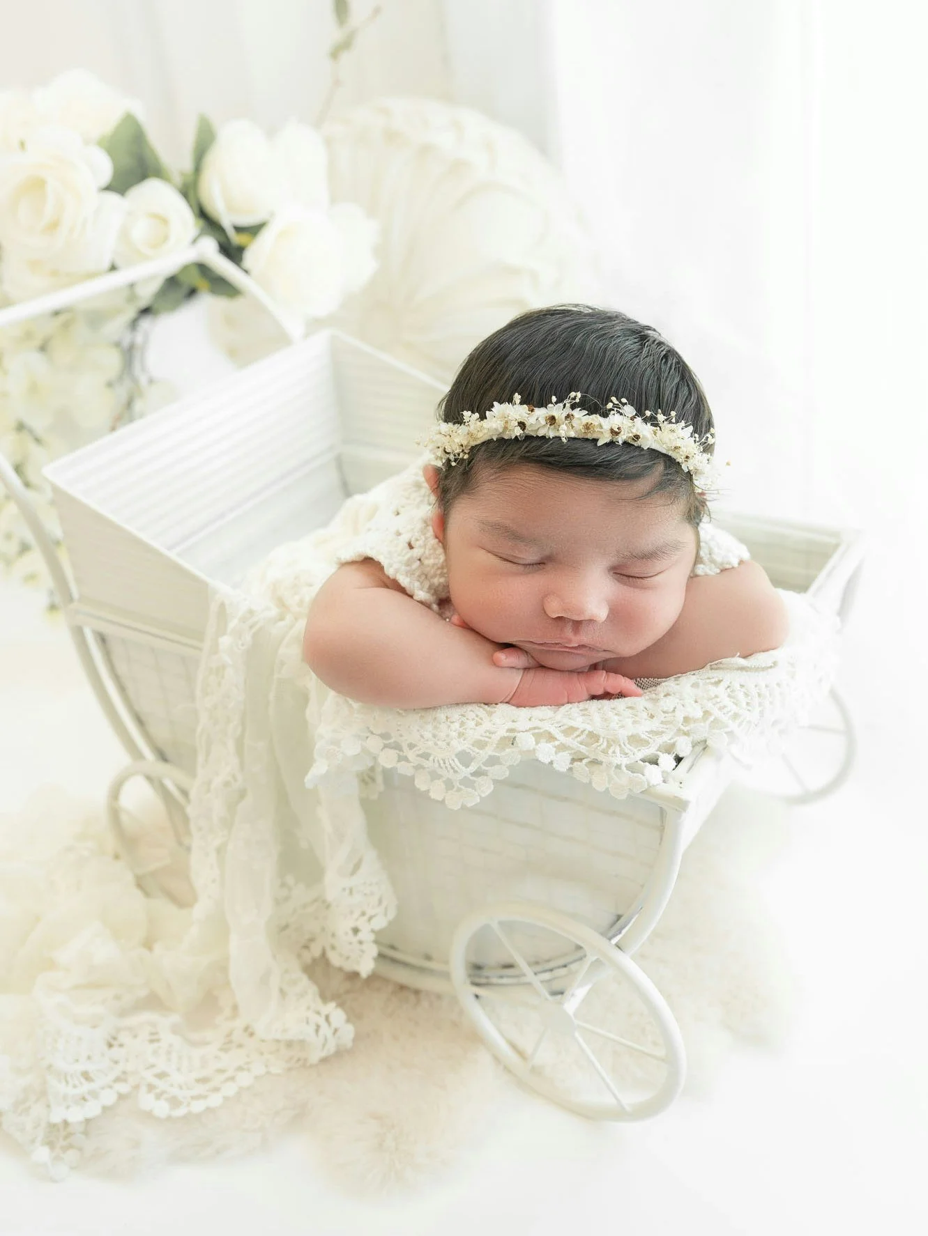 So small. So loved. So perfectly new 🤍
Newborn photography for Houston families.

#HoustonNewbornPhotographer #HoustonBabies #HoustonMoms #NewbornPhotoshoot #HoustonFamilyPhotographer #BabyPhotography #HoustonTX