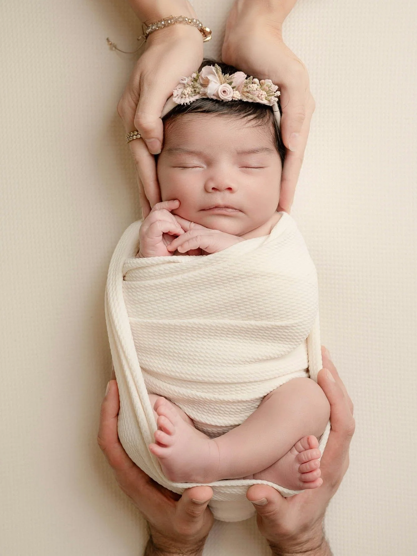 A brand-new story begins here 🤍
Timeless newborn photography for Houston families.

#LuxuryNewbornPhotography #HoustonNewbornPhotographer #HoustonFamilies #HoustonBabies #BabyPhotos #NewbornMagic #HoustonTX