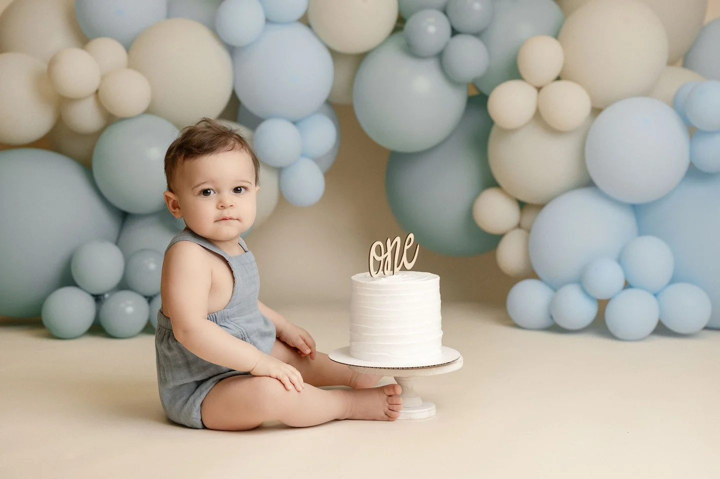 &ldquo;Houston parents &mdash; if your baby is turning ONE soon, this is your sign 🎂 Let&rsquo;s celebrate big.&rdquo;

#HoustonCakeSmashPhotographer
#HoustonMom
#HoustonBabies
#HoustonKidsPhotos
#HoustonTXParents
#HoustonBirthdayIdeas