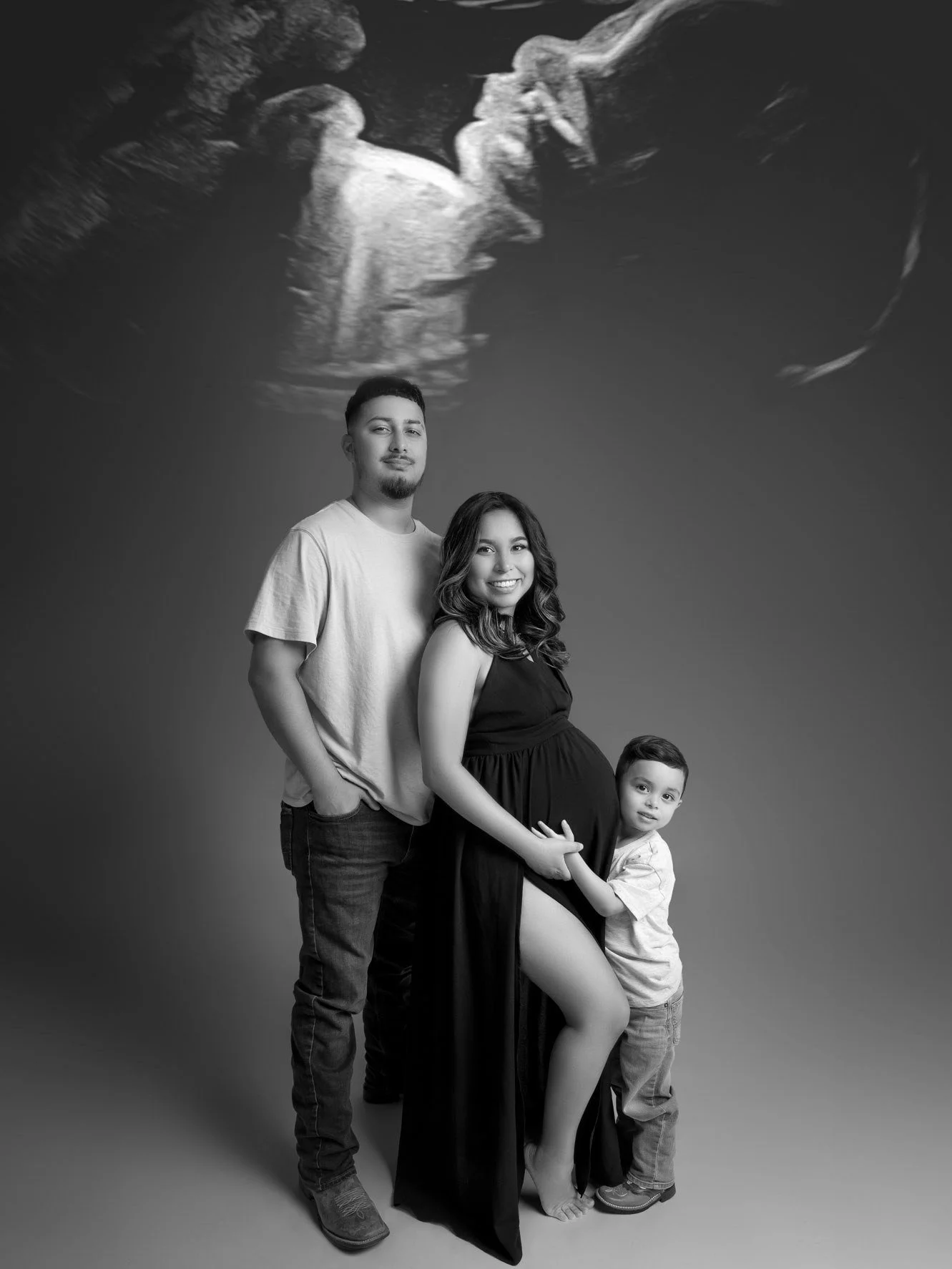 Before I hold you, I carry you 🤍

#HoustonMaternityPhotographer #HoustonMaternity #HoustonPregnancy #ExpectingInHouston #HoustonMom #TexasMaternity #MotherhoodUnplugged #BumpLove