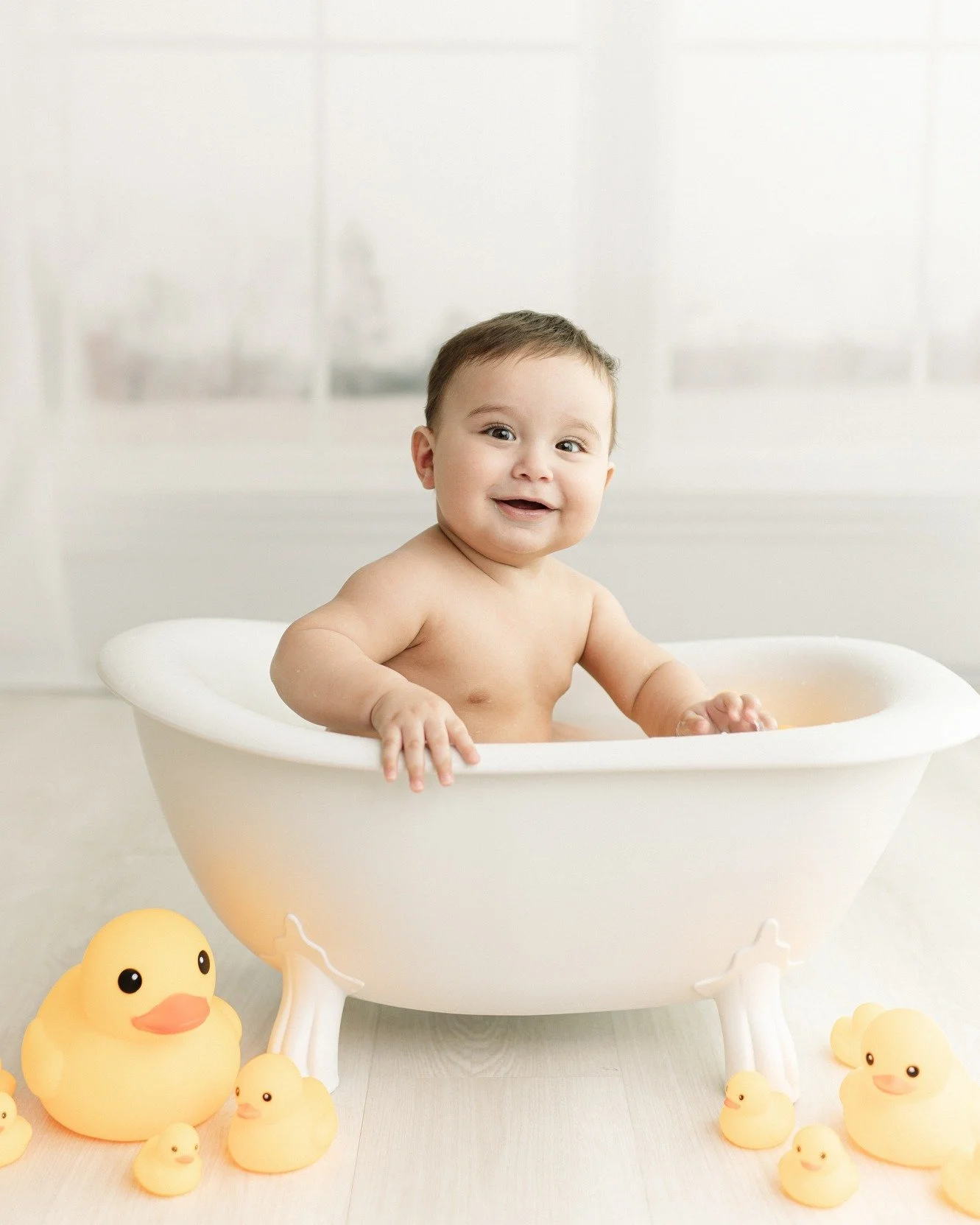 🎵 🎵 Rubber duckie you're the one! You make bath time so much fun! 🎵 🎵 

Have you ever wanted to capture your baby in an adorable milk bath? We can do flower petals, fruits or just milk! (If your baby is allergic, no worries! No real milk is used!