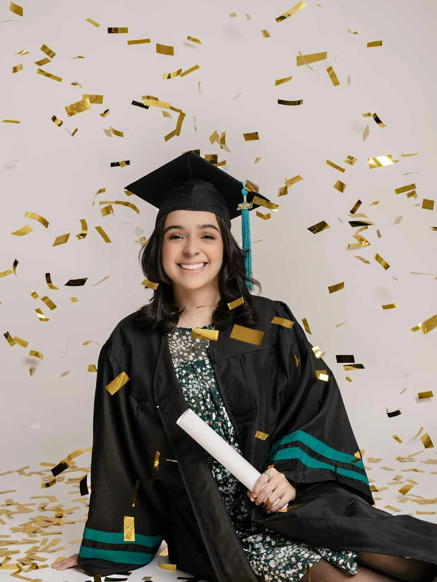 Did you know I do seniors too? In studio, or outdoors... let's capture your baby's next milestone!

#houstonseniors #classof2026 #seniorphotos