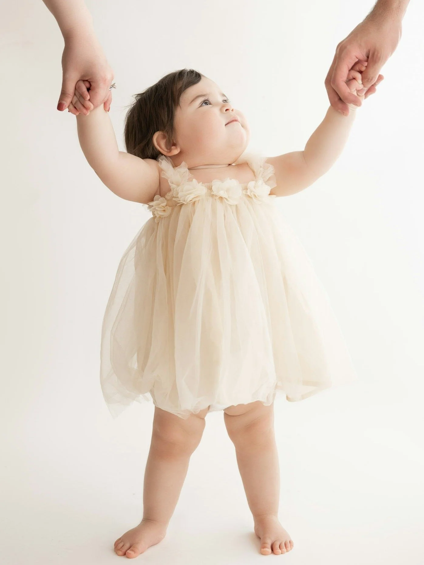A little cake and a lot of personality.
#HoustonPhotographer #CakeSmashSession #HoustonBabies #BirthdayPhotos