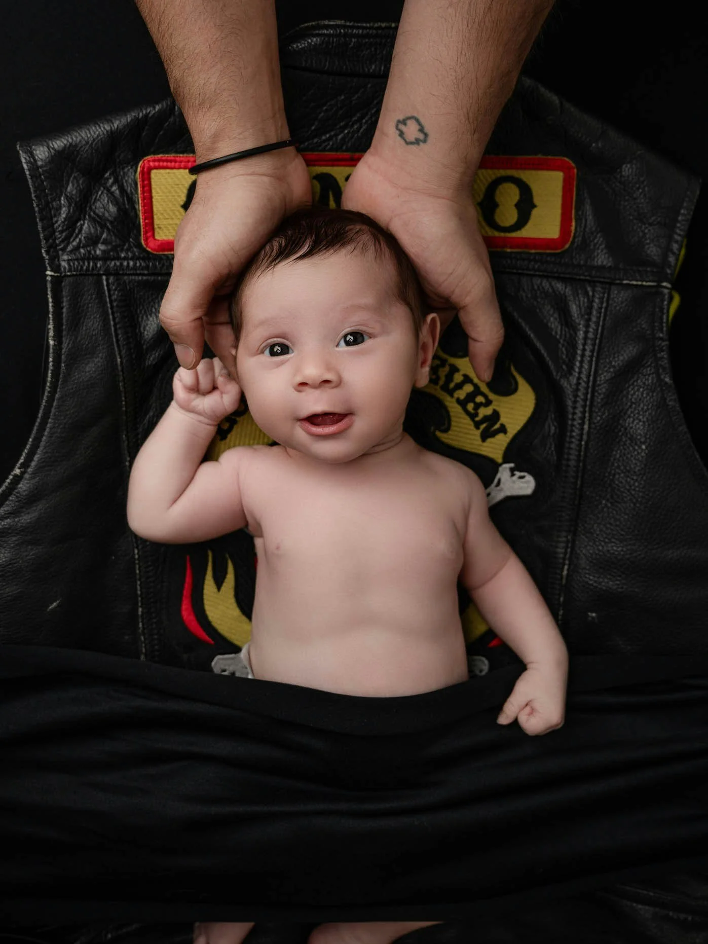 Let's roll dad!

#harleybaby #houstondads #houstonnewbornphotographer