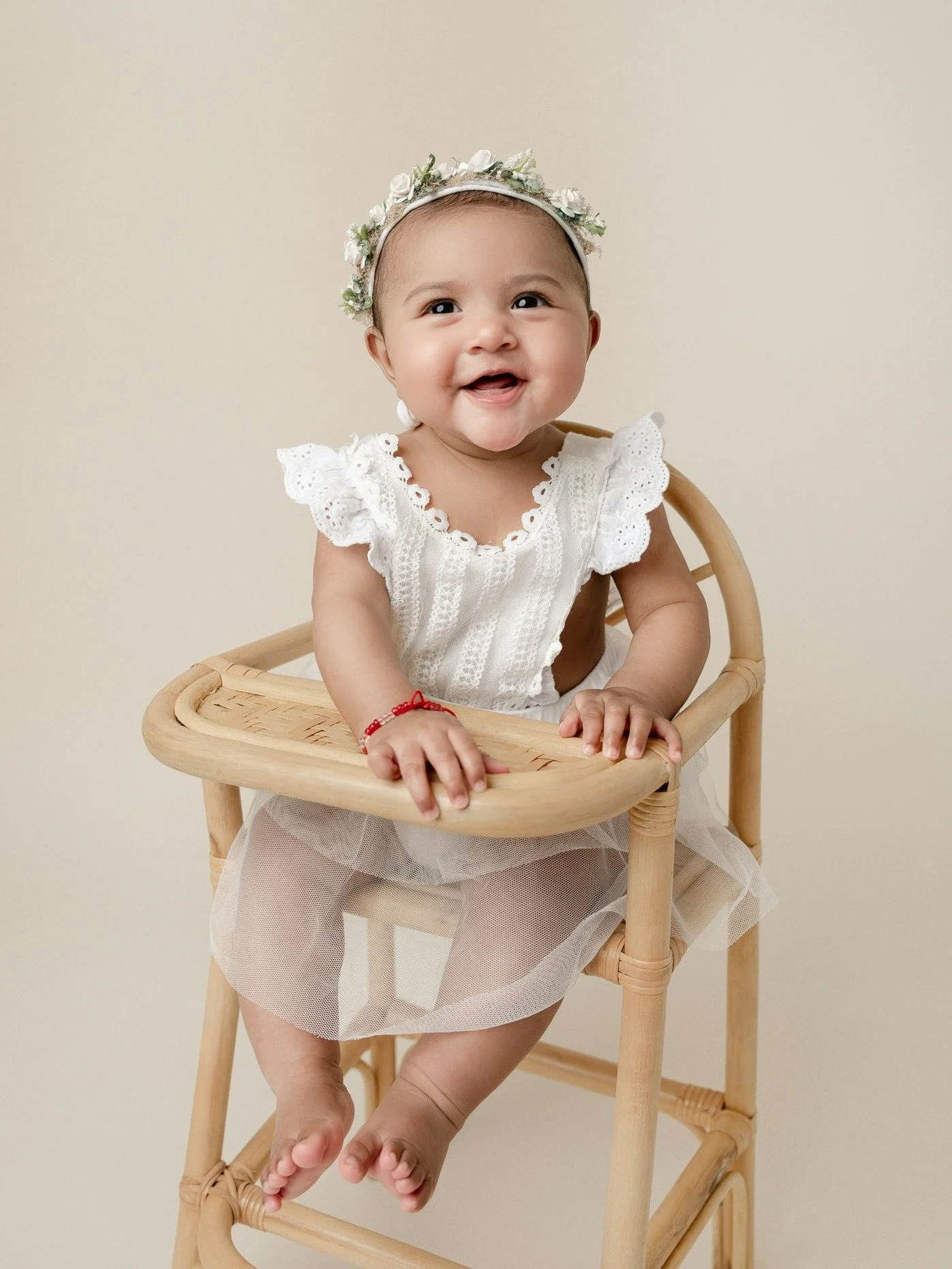 All this cuteness in one baby!

#sixmonths #milestonesession #houstonbabyphotographer #houstonmoms