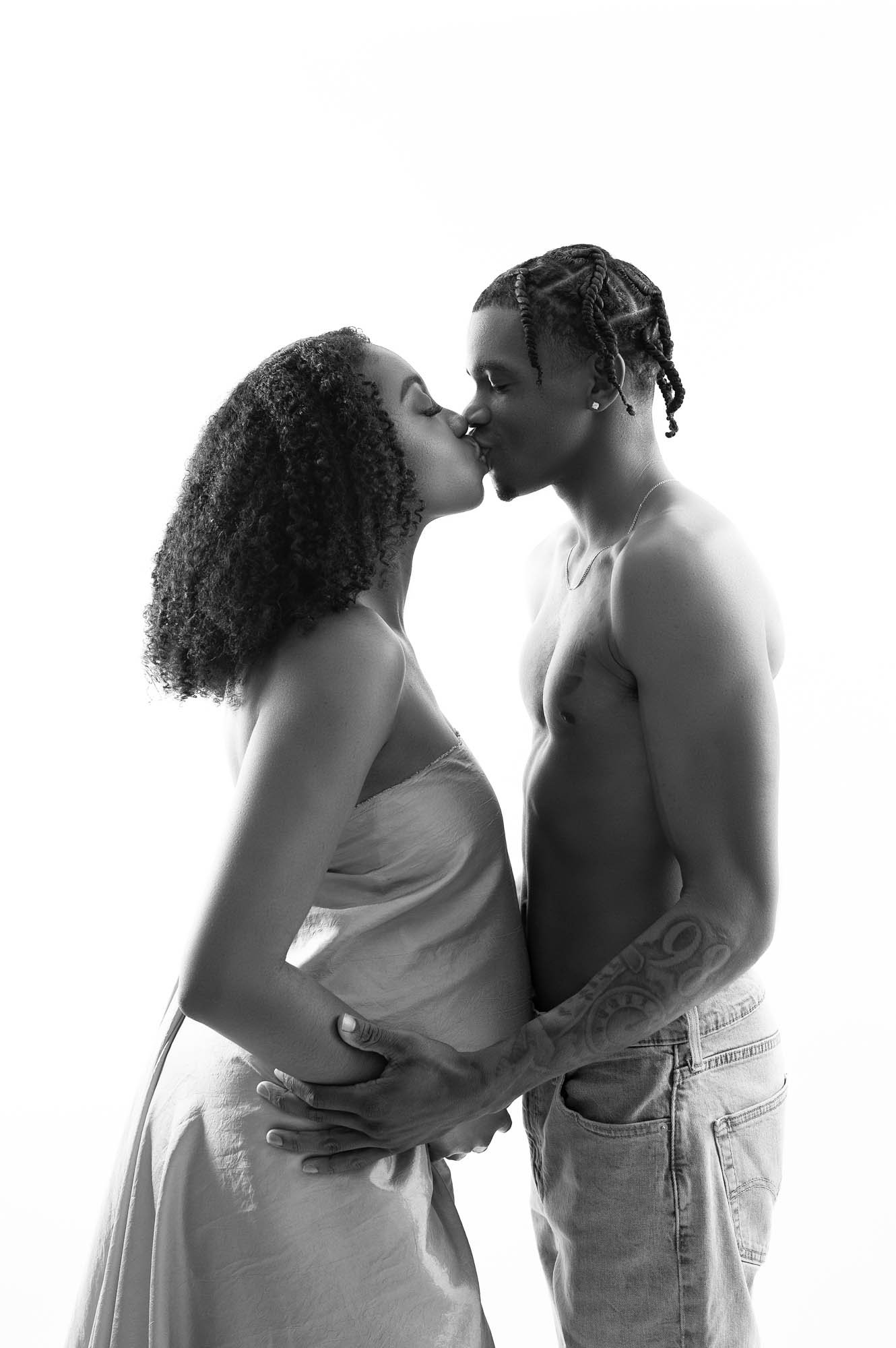 black and white maternity portraits in houston studio