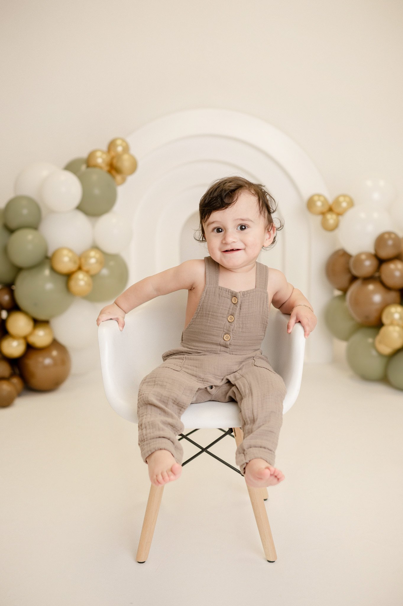 Arches with balloons (your custom colors)