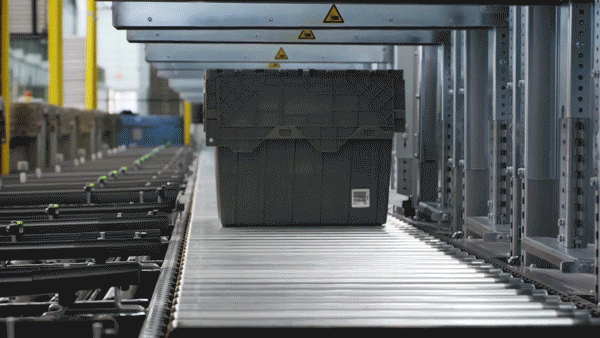 Watch Safeway's latest micro-fulfillment center in Northern California