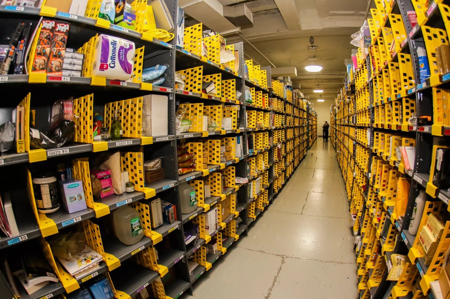 Why Chaotic Storage Is Perhaps the Best Inventory Management System