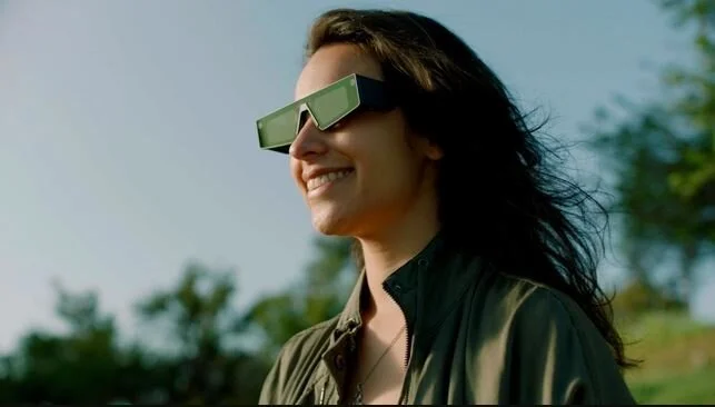 Snap unveils first augmented reality-based Spectacles