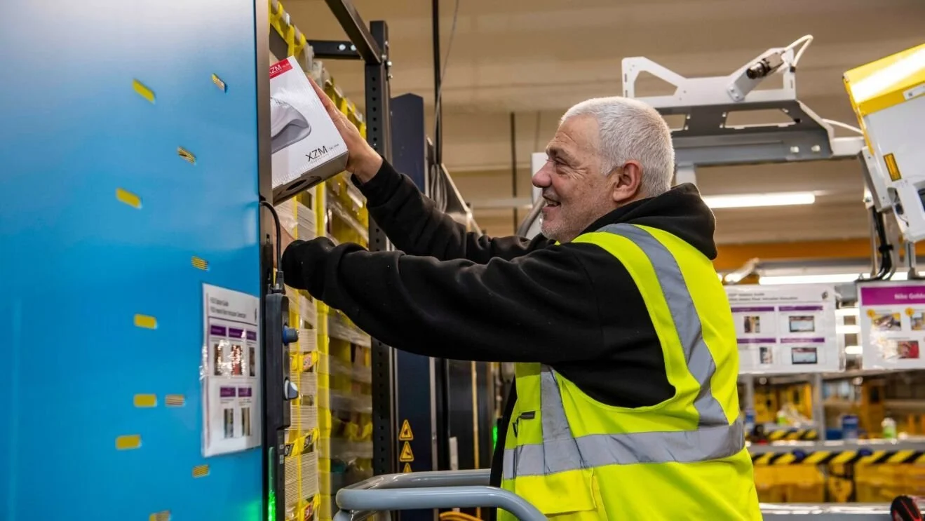 How Walmart S Nextgen Automated Centers Redefine Logistics Warehouse
