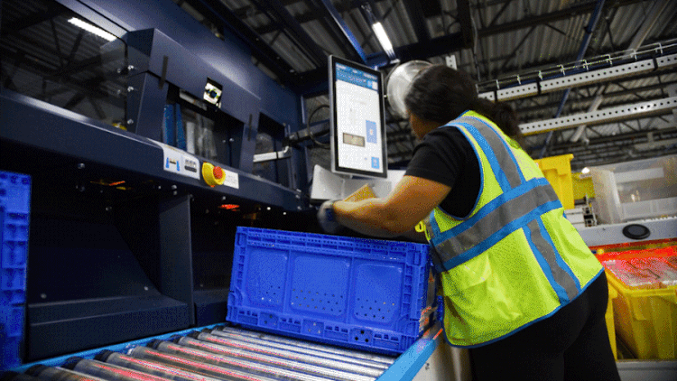Amazon Unveils NextGen Technology with 10X Robotic Power — Warehouse ...