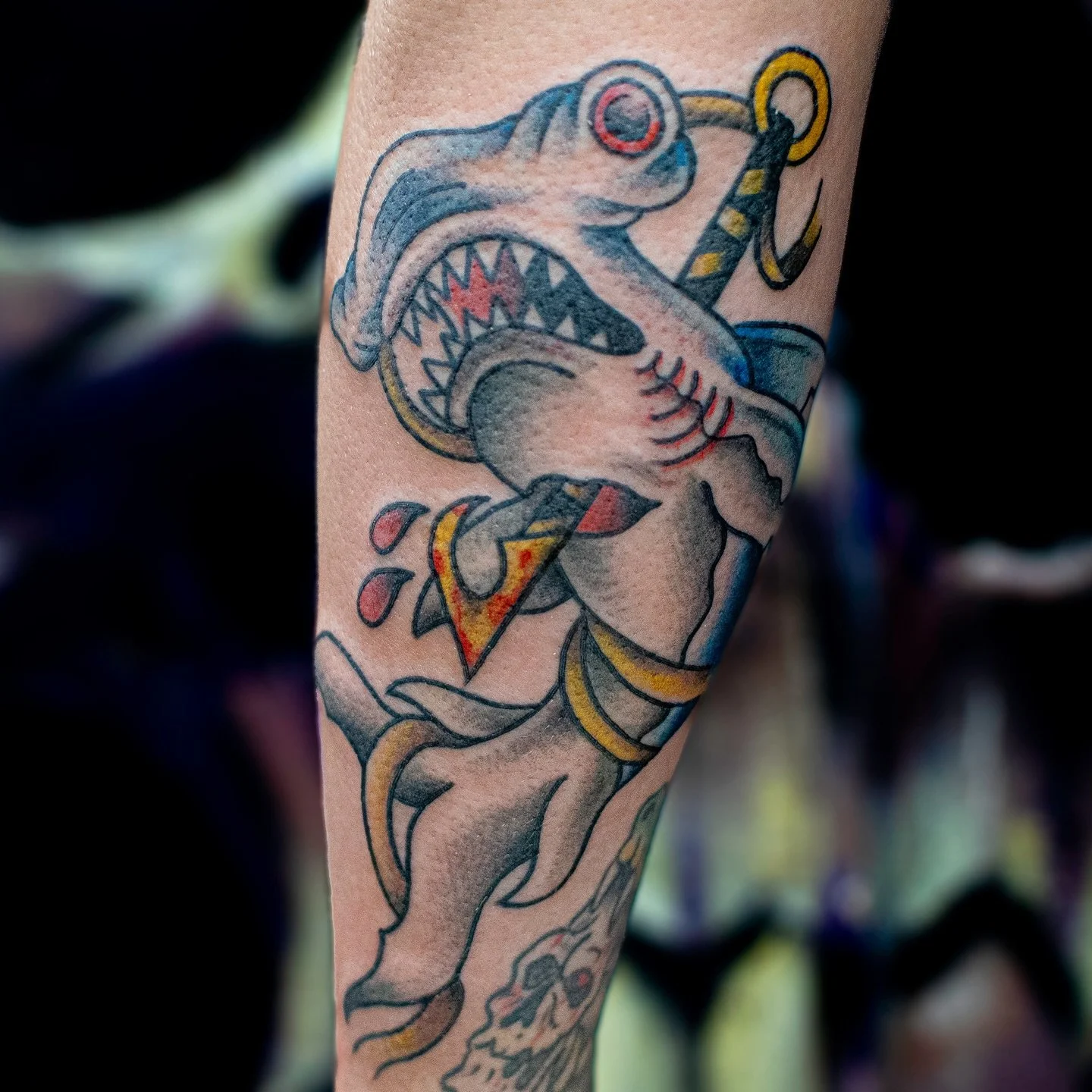 Thank you for the creative freedom and trust, Jhace! 🦈
.
.
Big ups to @ciferri_adam and @frankysharpz on this one for building me such solid machines that I can rely on 🤙🏽
.
.
To book an appointment, DM me or call/text the shop at (808) 400-6934 ☎