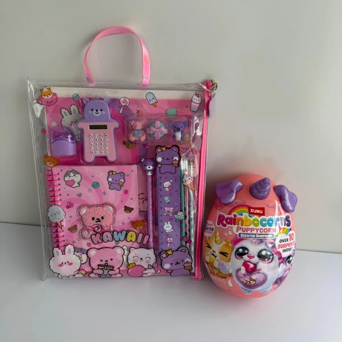 Rainbocornshamper variety pack with assorted stationary items