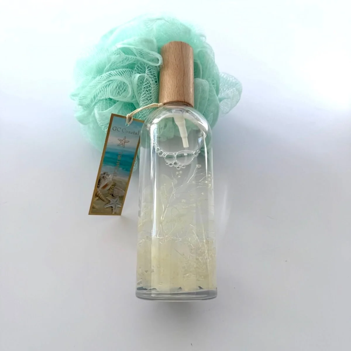 Room spary and body washer included in the Amber Luxury Ladies Pamper Gift box for gold coast delivery.