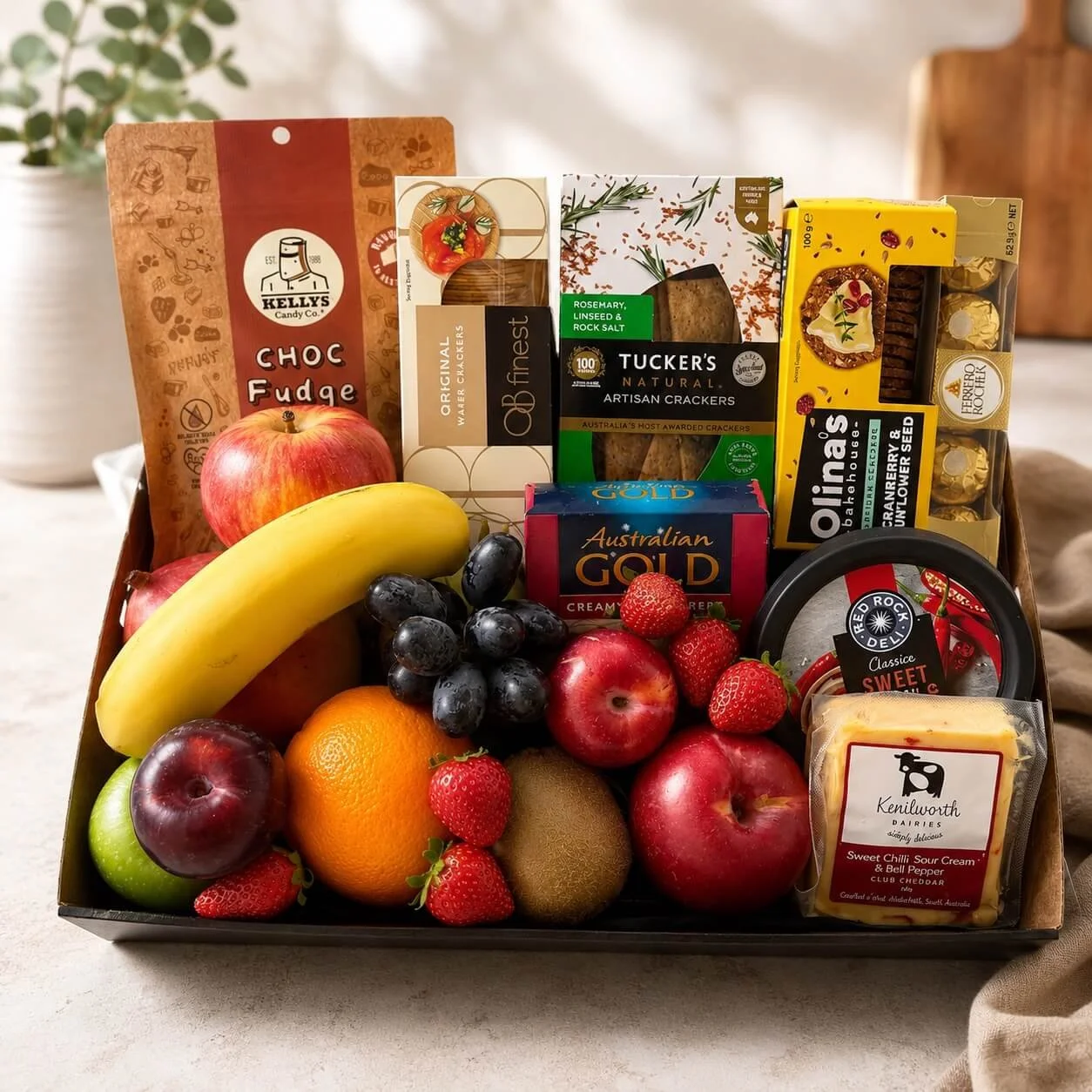 Robina Gourmet Fruit & Indulgence Hamper