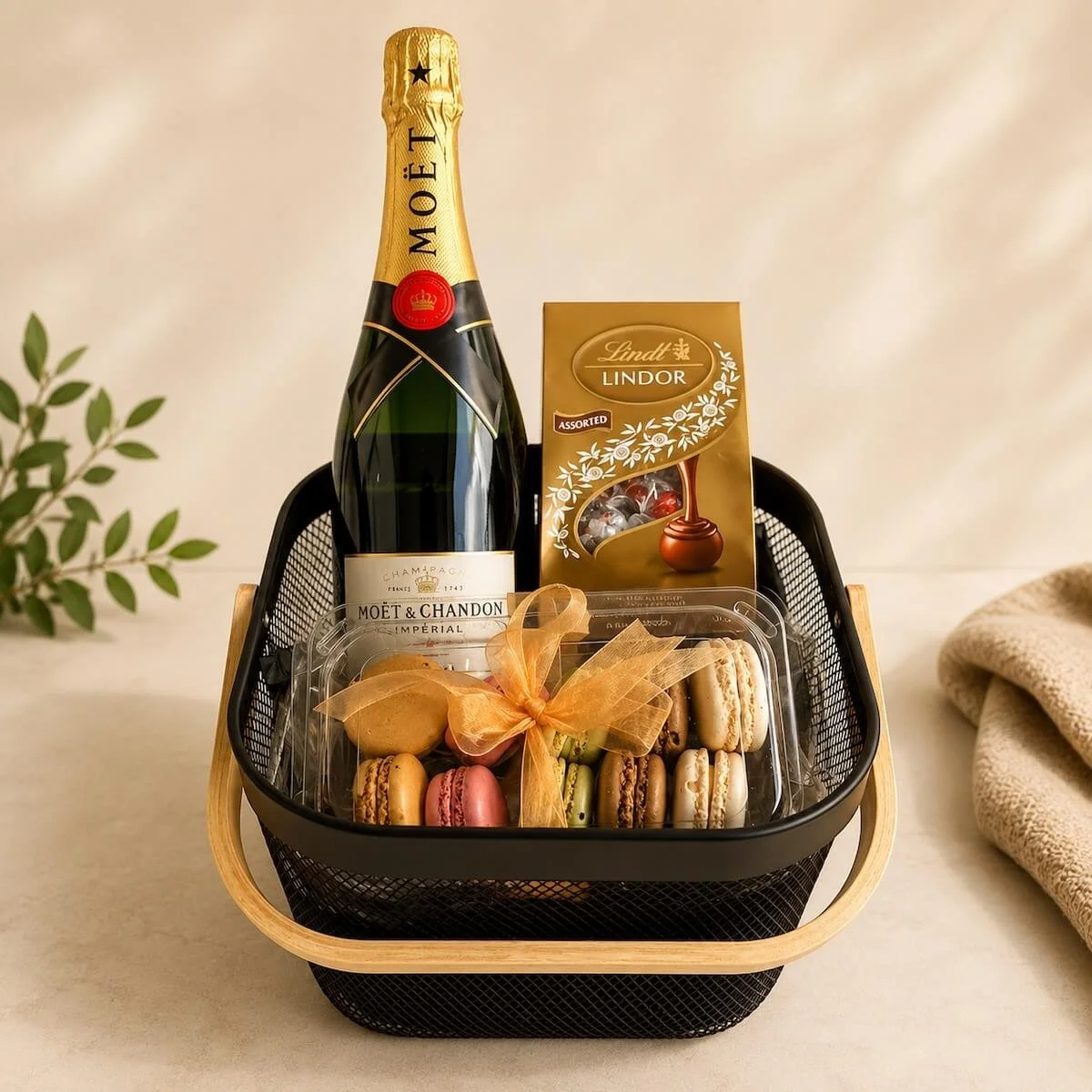 Moët & Macarons Luxury Gift Hamper
