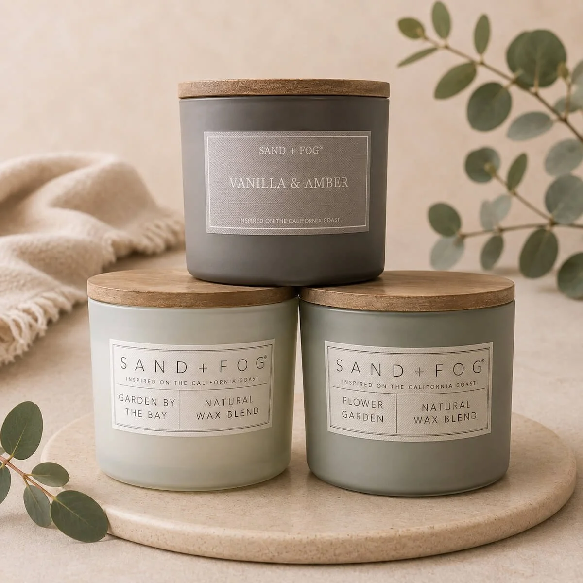 Sand + Fog scented candle – luxury coastal-inspired fragrance in an elegant design, ideal for gifts or home décor.