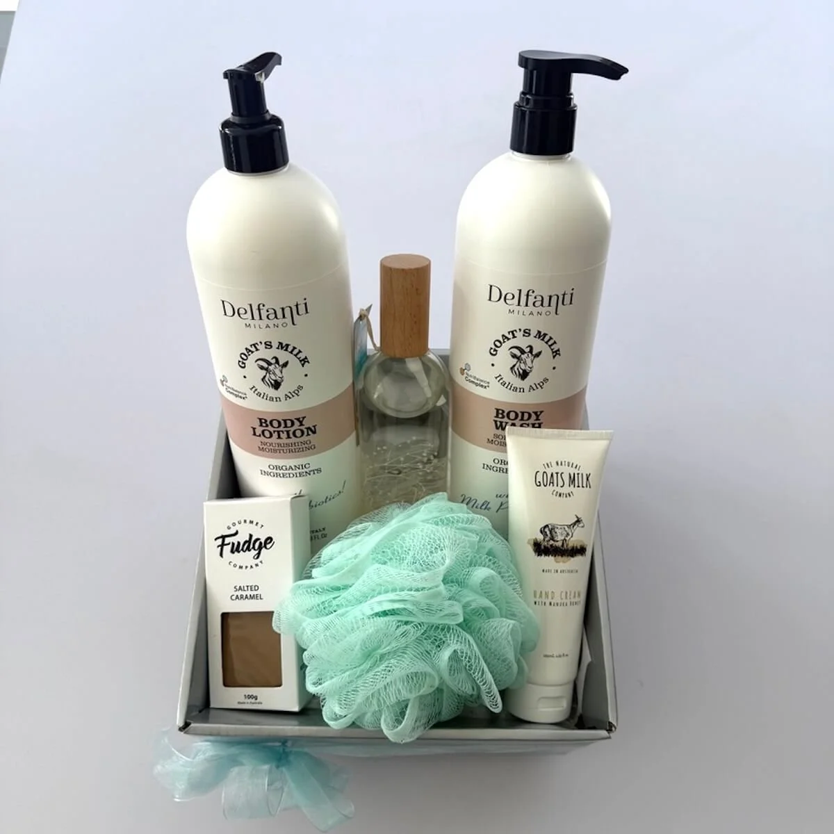 Amber Luxury Ladies Pamper Gift Box