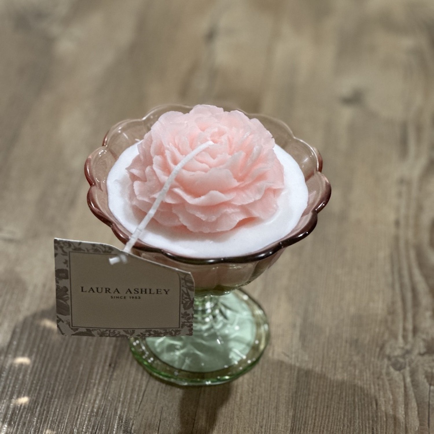 Scented floral Laura Ashley candle