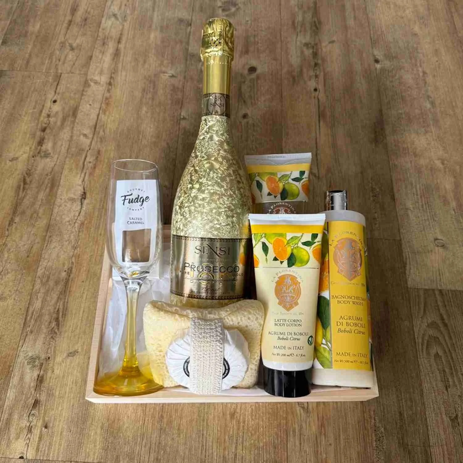 Pamper-me-ladies-gift-1_11zon.jpg