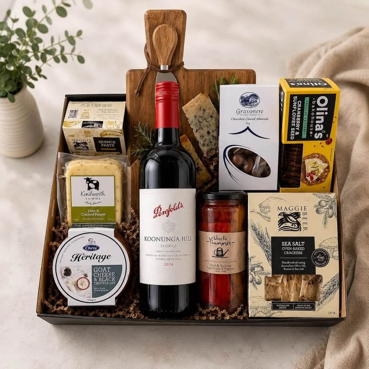 Mudgeeraba Signature Wine & Cheese Hamper