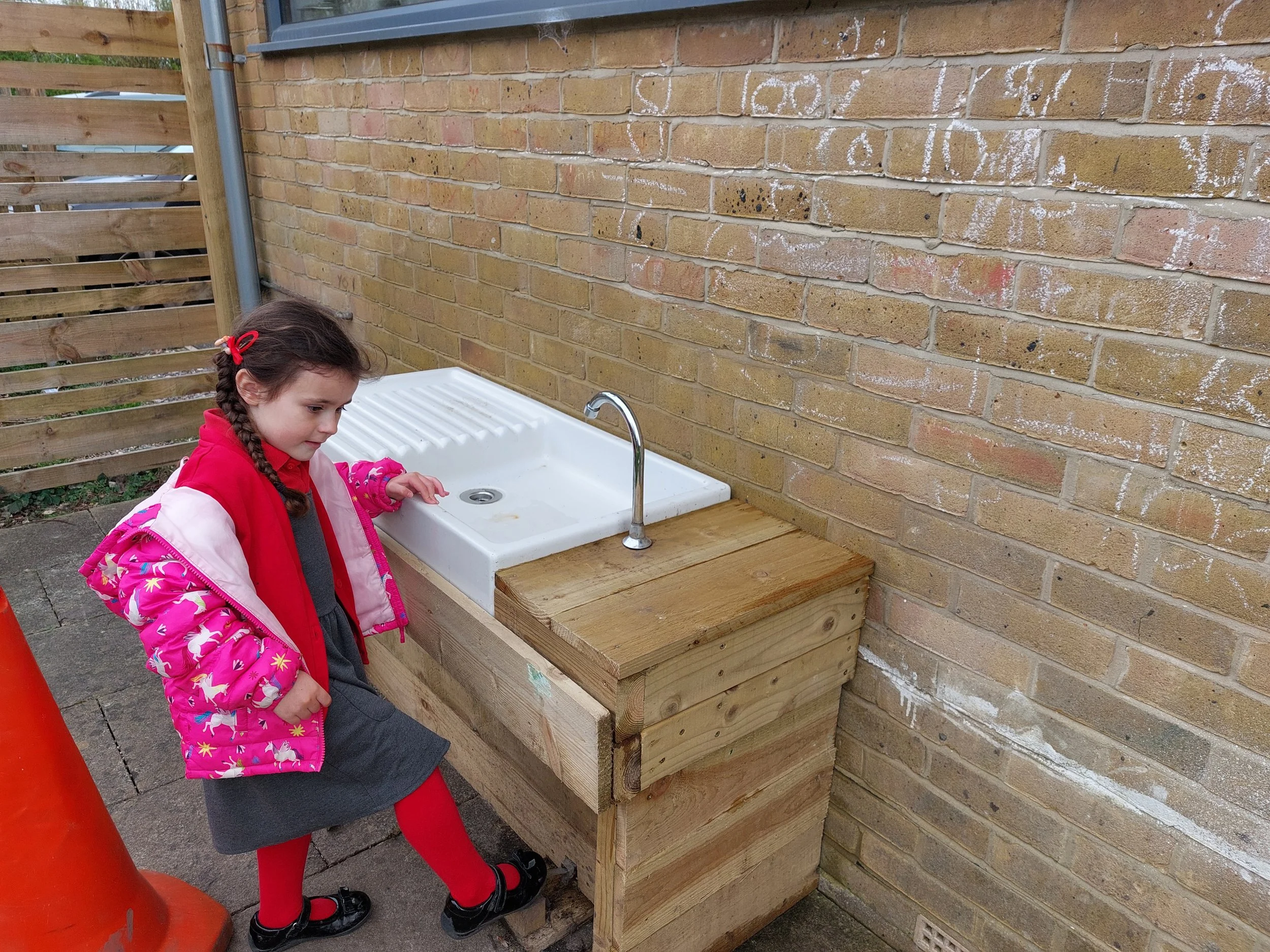foot pedal operated sink.jpg