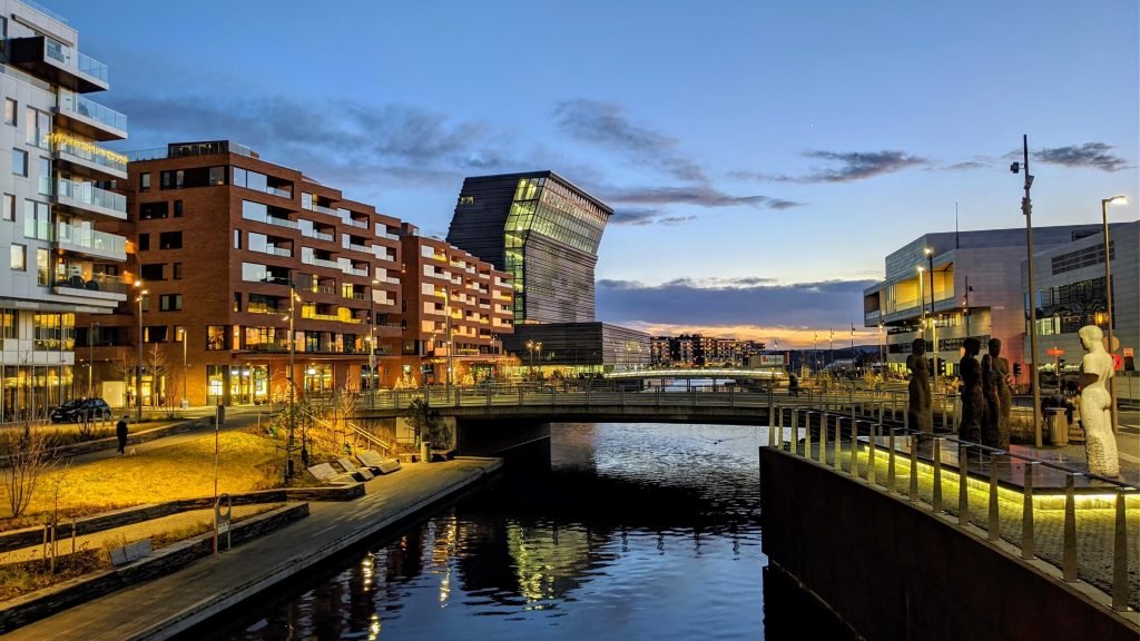 Beneficial ownership transparency in Norway - real estate as a safe haven for money laundering?