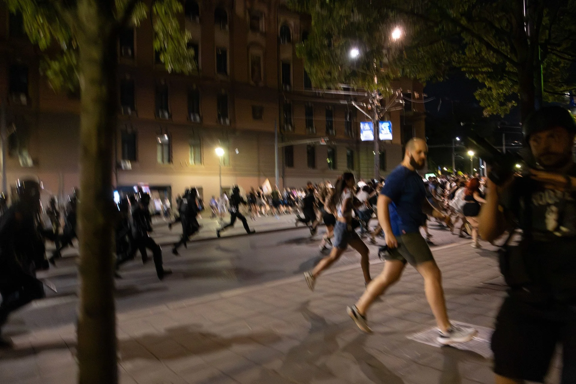 DEMO 33.jpg