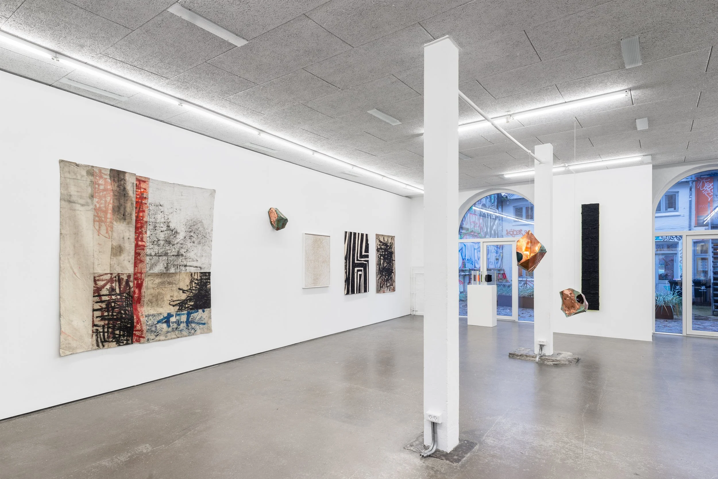 Lunar Muse_Jacob Bjorn Gallery_2023_Jacob Friis-Holm Nielsen_UKR8543_sRGB_web.jpg