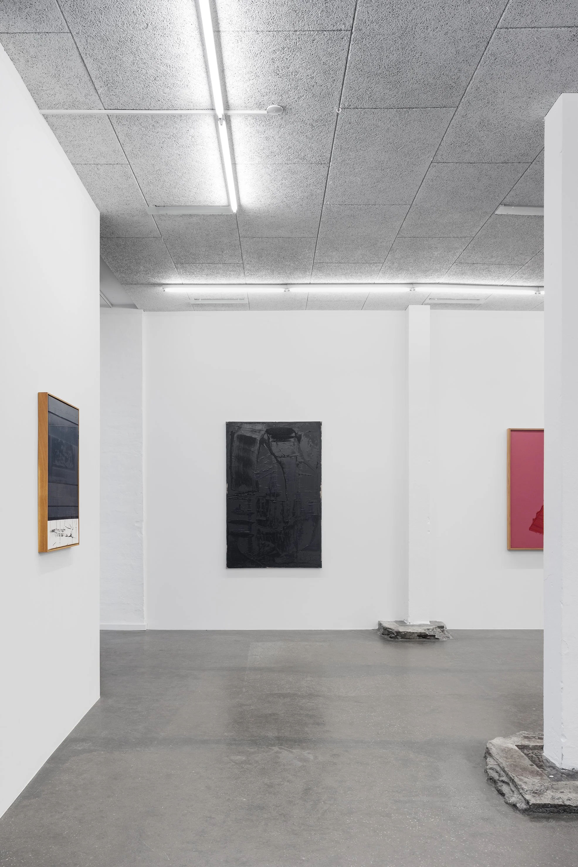 Emma Bernhard_Rasmus Rosengaard_Søren Sejr_Nocturnal Motions_Jacob Bjorn Gallery_2023_Jacob Friis-Holm Nielsen_UKR2589_sRGB_web.jpg