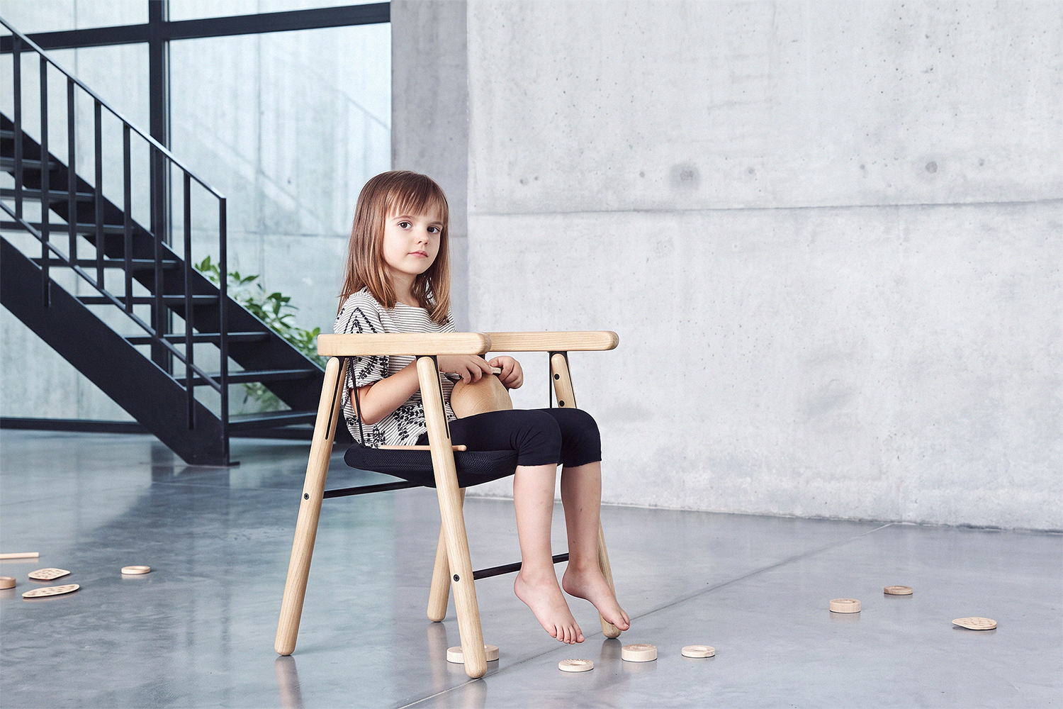 WEB-Ika-chair-Tink-Things-Author-Misha-Obradovic-02.png