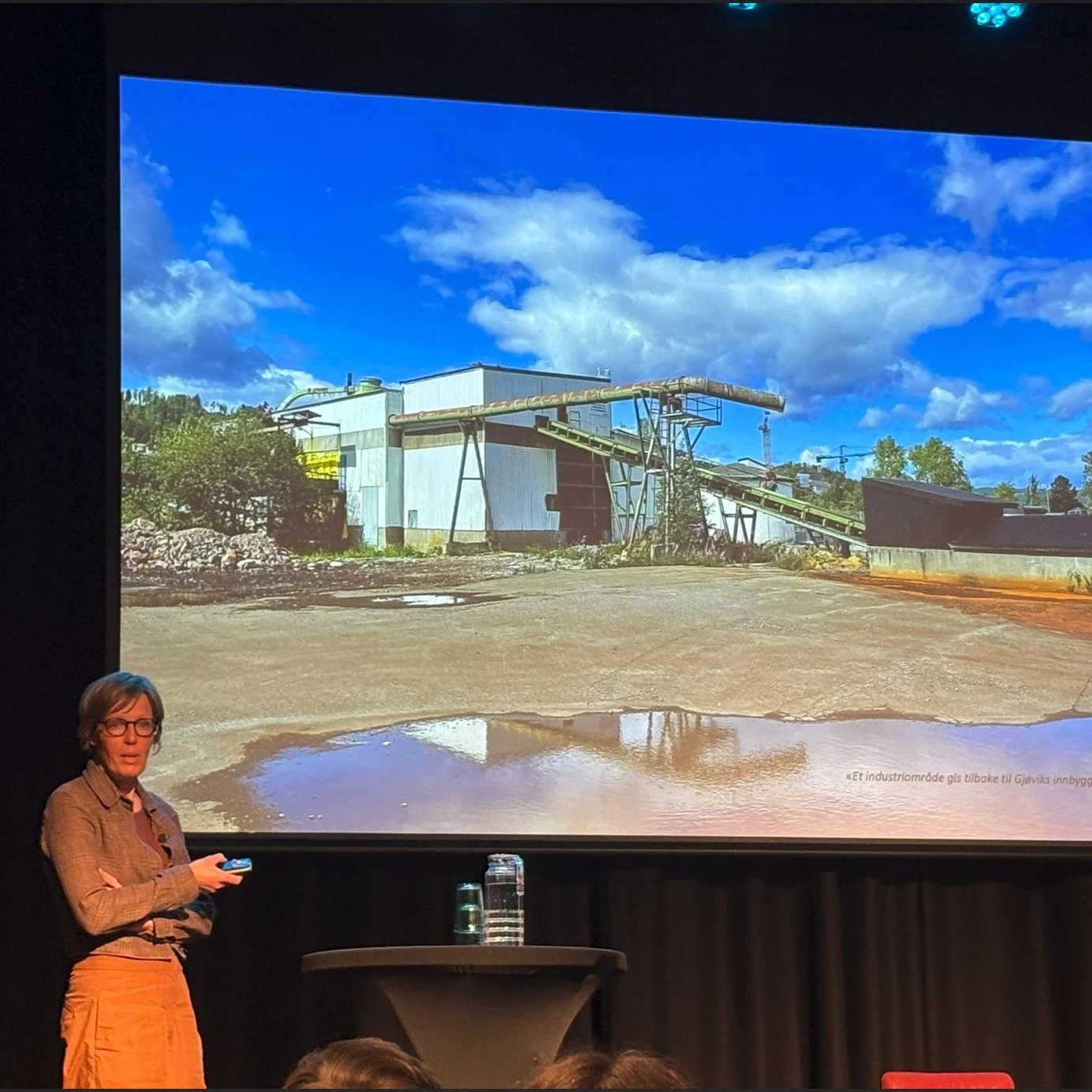 V&aring;r egen Hilde presenterte ombruksprosjektet Huntonhallen p&aring; Gj&oslash;vik under Nasjonal kunnskapsarena for ombruk i byggebransjen sitt arrangement p&aring; Lillehammer sist uke 👏

Et spennende prosjekt vi er stolte av &aring; jobbe med