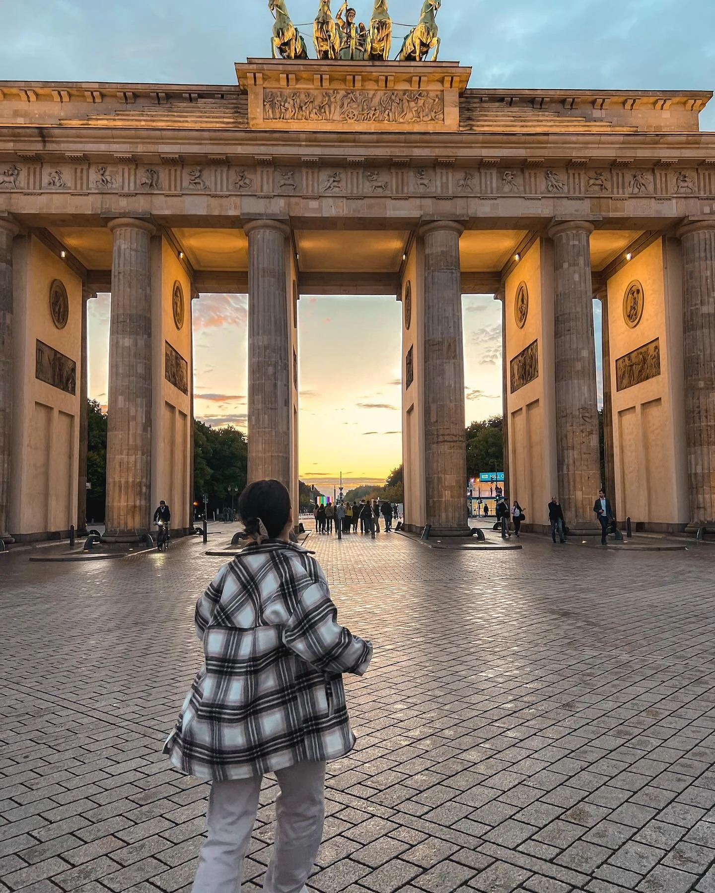 Turned two life goals into a reality with this trip:
✔️ Oktoberfest in Germany
✔️ Visit 10 countries