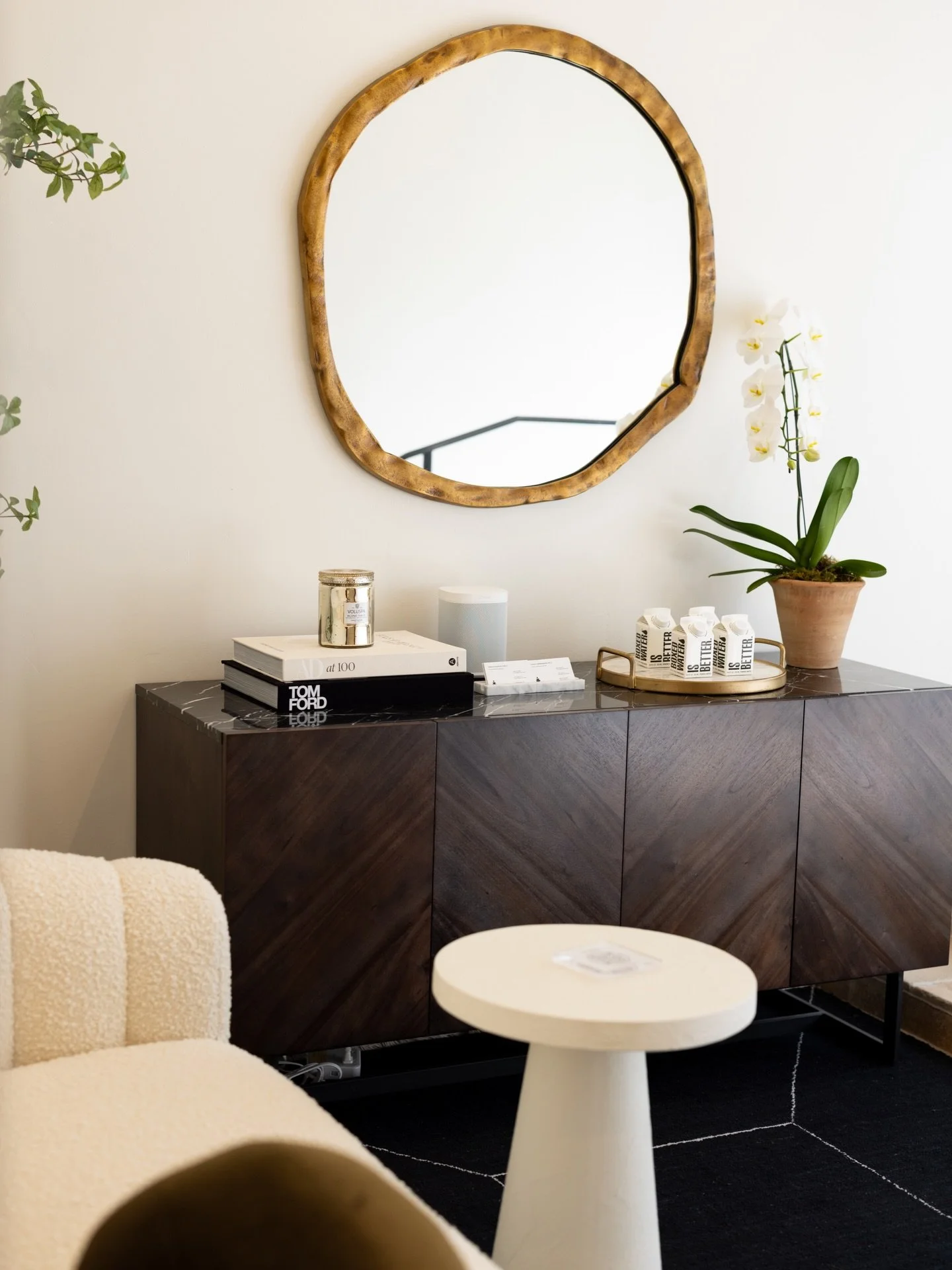 Monday, refined. Medical-grade care starts here.

Inquire today&mdash;link in bio.