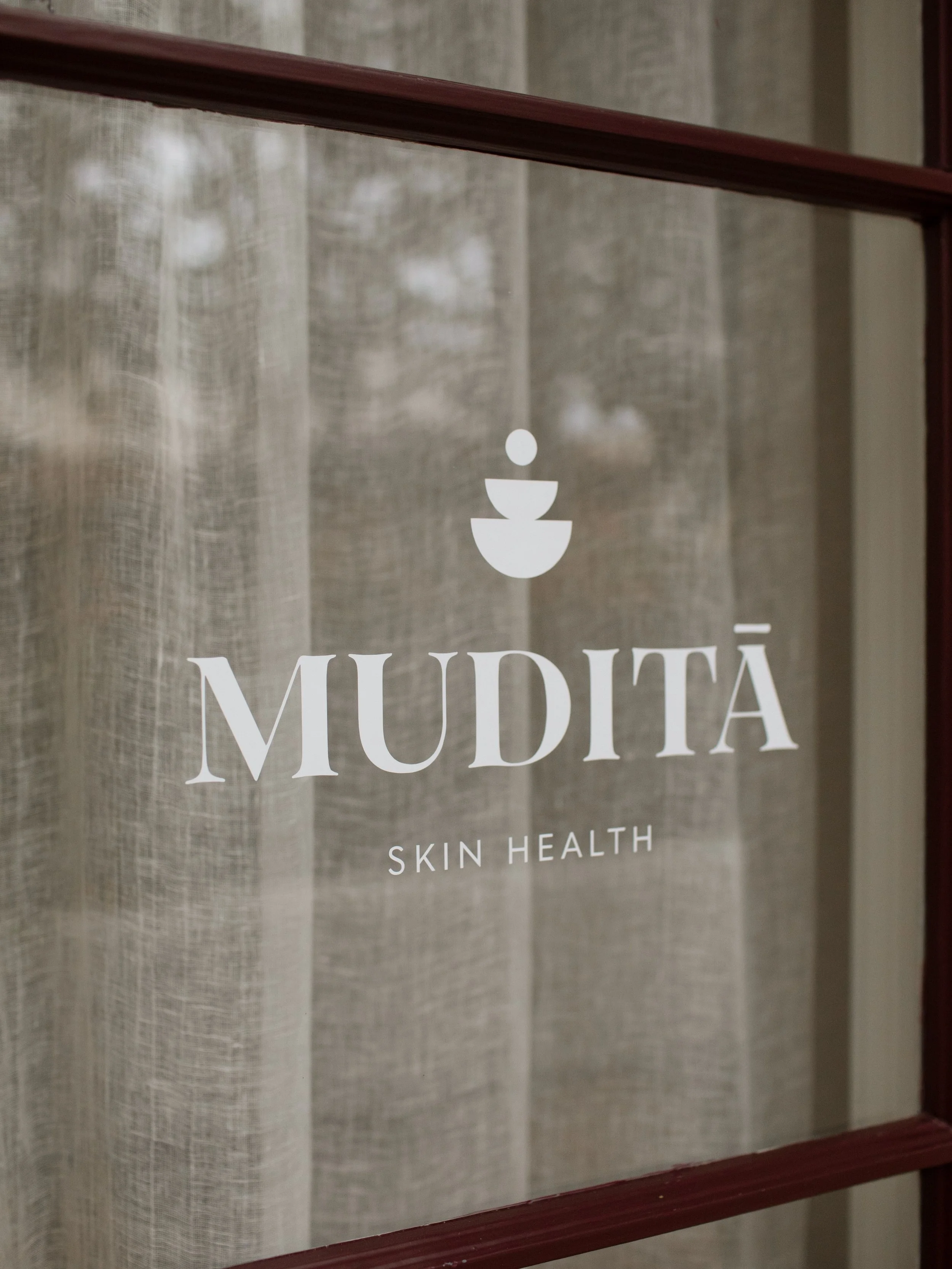 Ease into the week at MUDITĀ. From advanced skin treatments to regenerative therapies and curated skincare, every detail is designed with your experience in mind. 

Explore more through the link in bio.