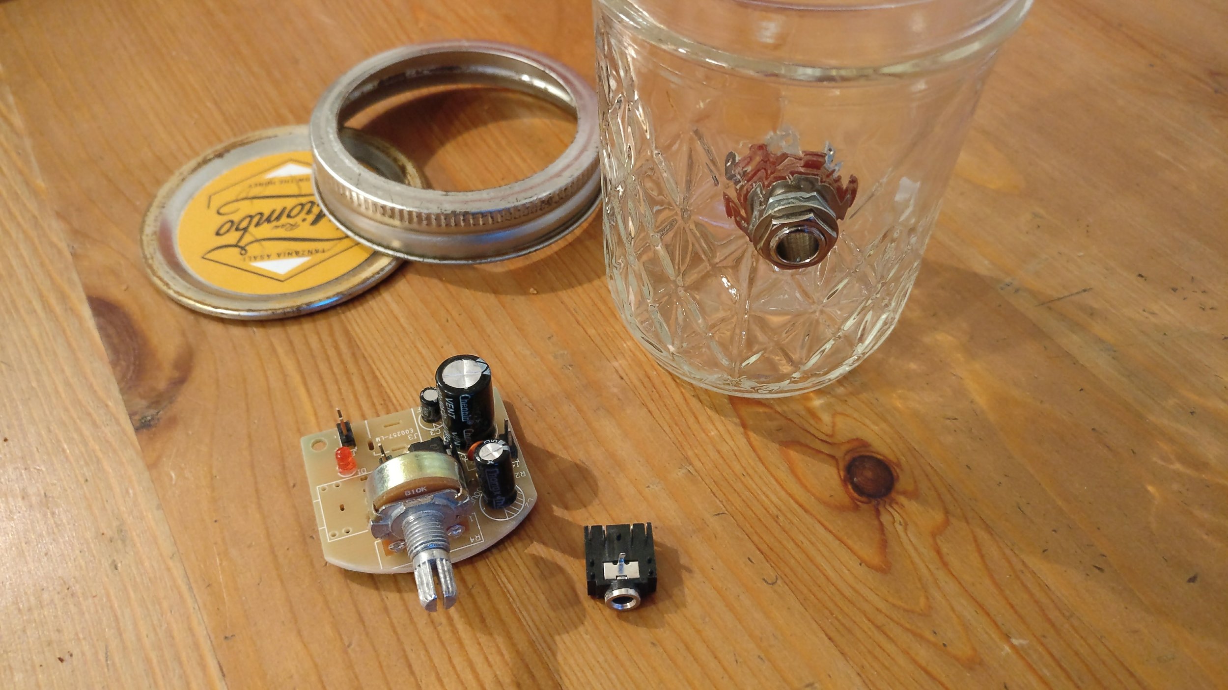 Fabrication of a “Jam Jar” Amplifier