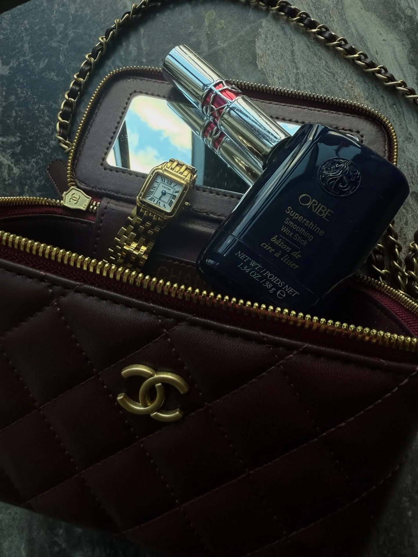 our go-to for sleek finishes, effortless control, and polished styles anytime, anywhere ✨

a HUSH essential. available in salon @hushraleigh Smoky Hollow + online www.hush.hair

#hushraleigh #raleighhair #luxurysalon #oribe #sleekhair hairessentials 