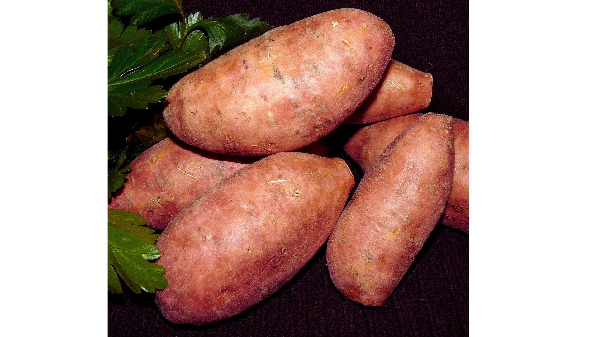 Cozy Up This Fall with Our Vegan Sweet Potato Kale Soup – Crockpot Edition!